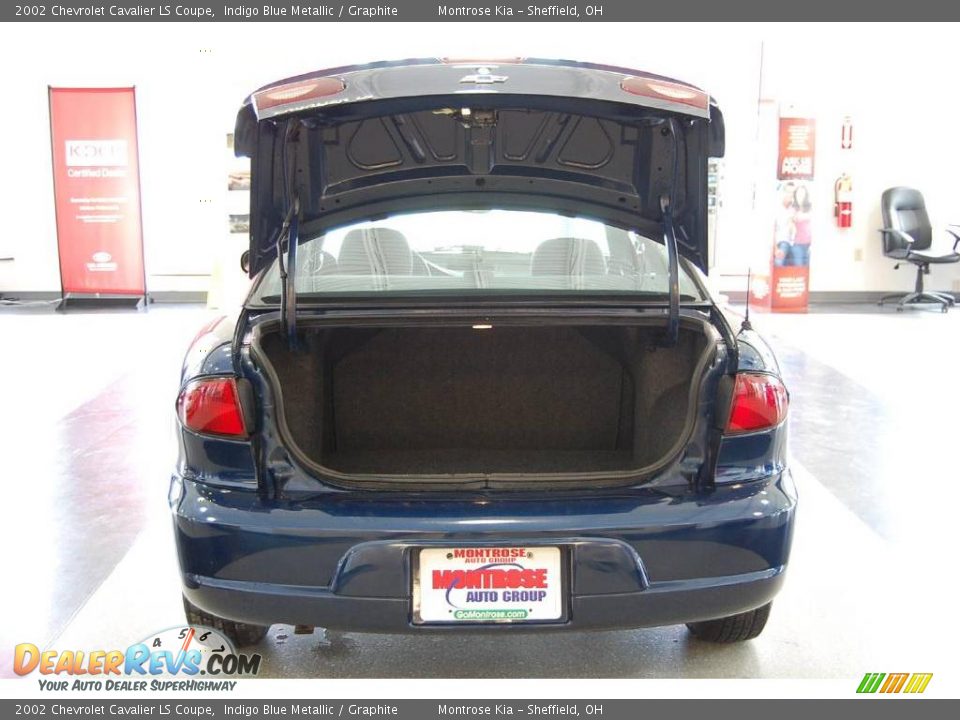 2002 Chevrolet Cavalier LS Coupe Indigo Blue Metallic / Graphite Photo #21