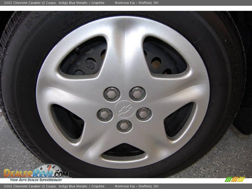 2002 Chevrolet Cavalier LS Coupe Indigo Blue Metallic / Graphite Photo #28