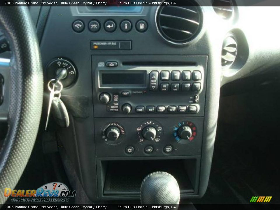 2006 Pontiac Grand Prix Sedan Blue Green Crystal / Ebony Photo #13