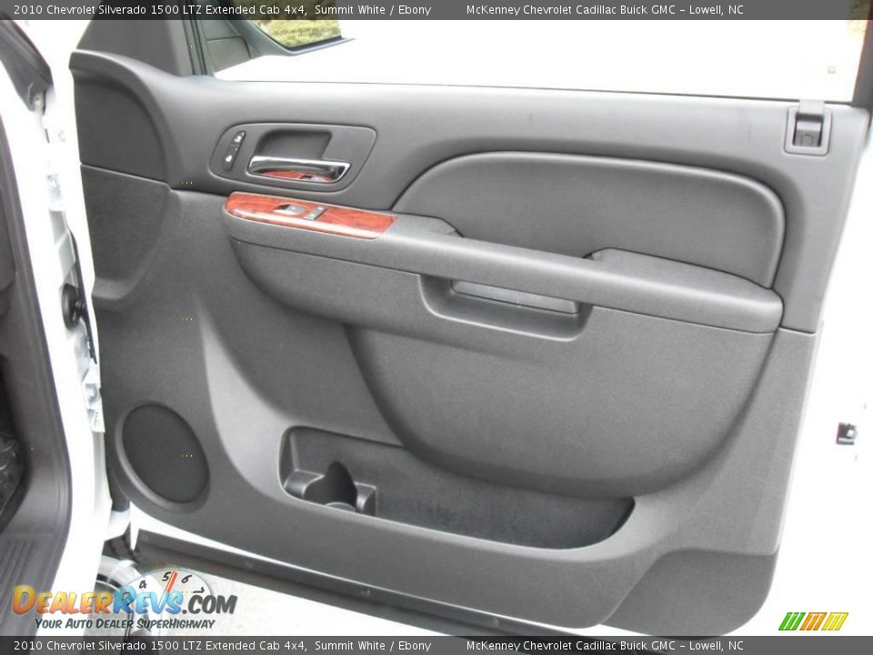 2010 Chevrolet Silverado 1500 LTZ Extended Cab 4x4 Summit White / Ebony Photo #20