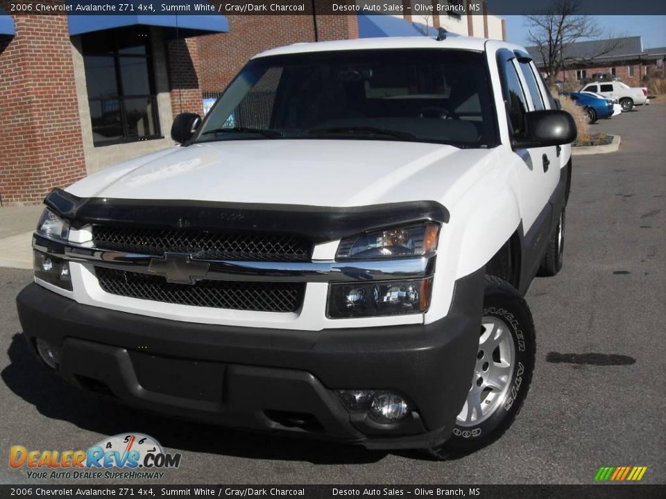 2006 Chevrolet Avalanche Z71 4x4 Summit White / Gray/Dark Charcoal Photo #2