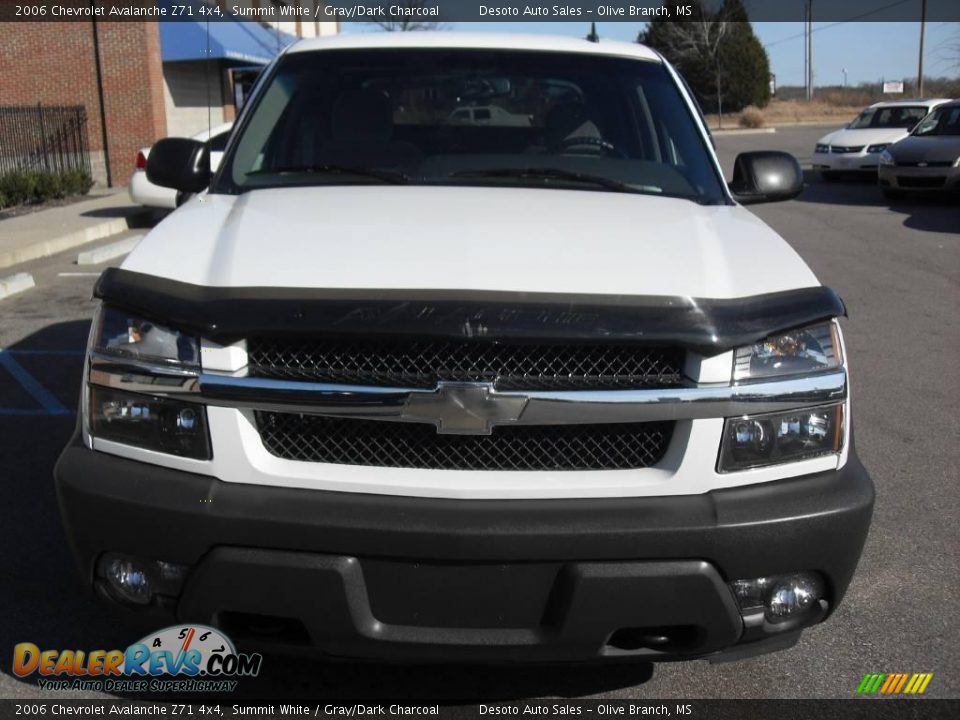 2006 Chevrolet Avalanche Z71 4x4 Summit White / Gray/Dark Charcoal Photo #3