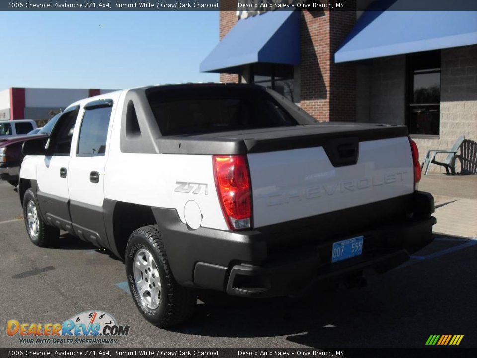2006 Chevrolet Avalanche Z71 4x4 Summit White / Gray/Dark Charcoal Photo #8