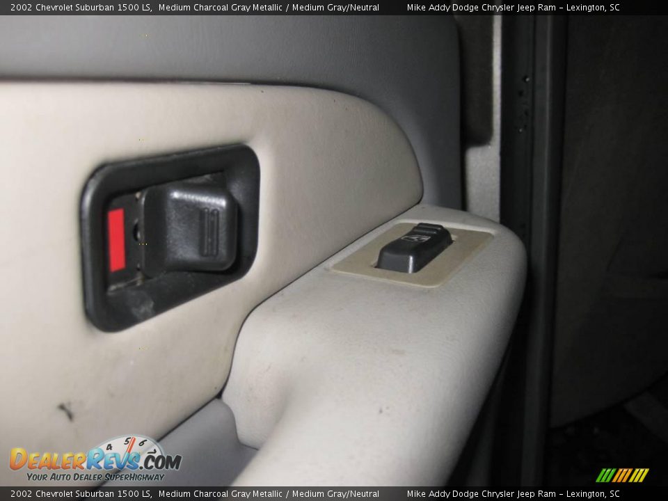 2002 Chevrolet Suburban 1500 LS Medium Charcoal Gray Metallic / Medium Gray/Neutral Photo #23