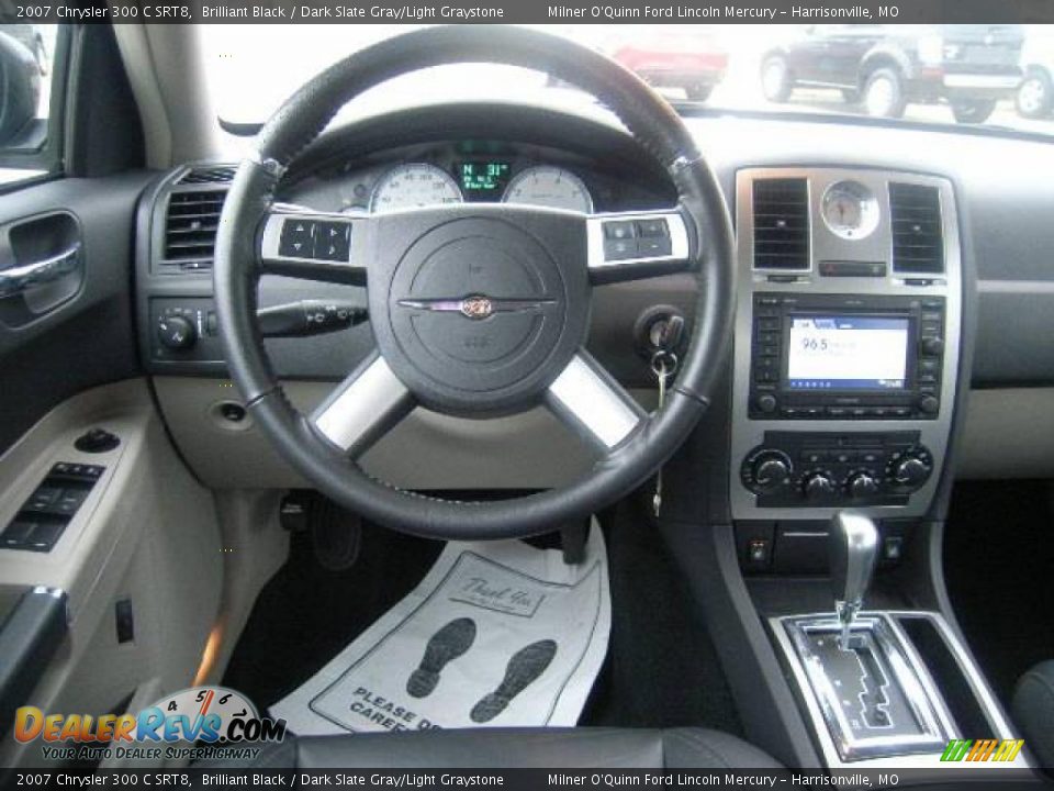 2007 Chrysler 300 C SRT8 Brilliant Black / Dark Slate Gray/Light Graystone Photo #18