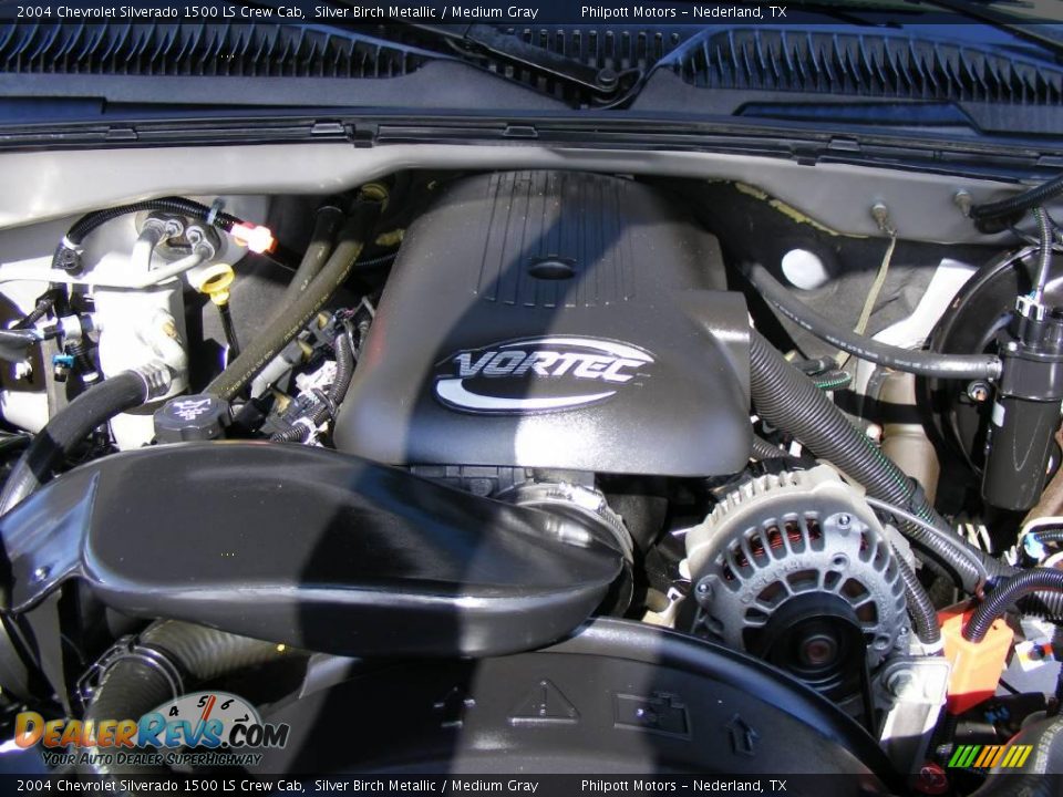 2004 Chevrolet Silverado 1500 LS Crew Cab Silver Birch Metallic / Medium Gray Photo #23