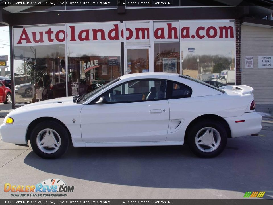 1997 Ford Mustang V6 Coupe Crystal White / Medium Graphite Photo #1