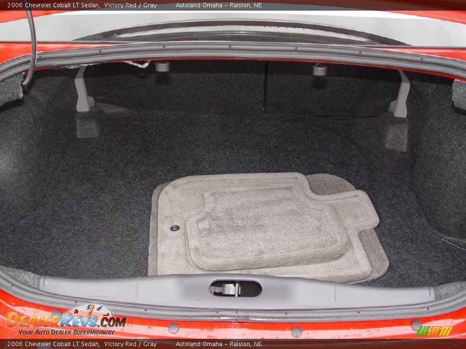 2006 Chevrolet Cobalt LT Sedan Victory Red / Gray Photo #10