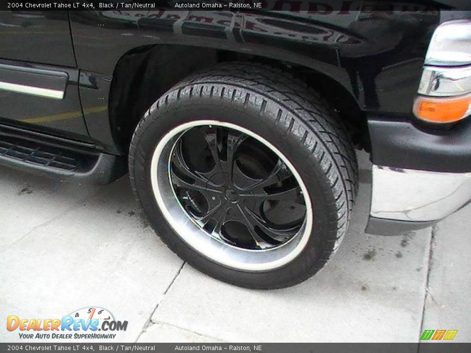 2004 Chevrolet Tahoe LT 4x4 Black / Tan/Neutral Photo #11