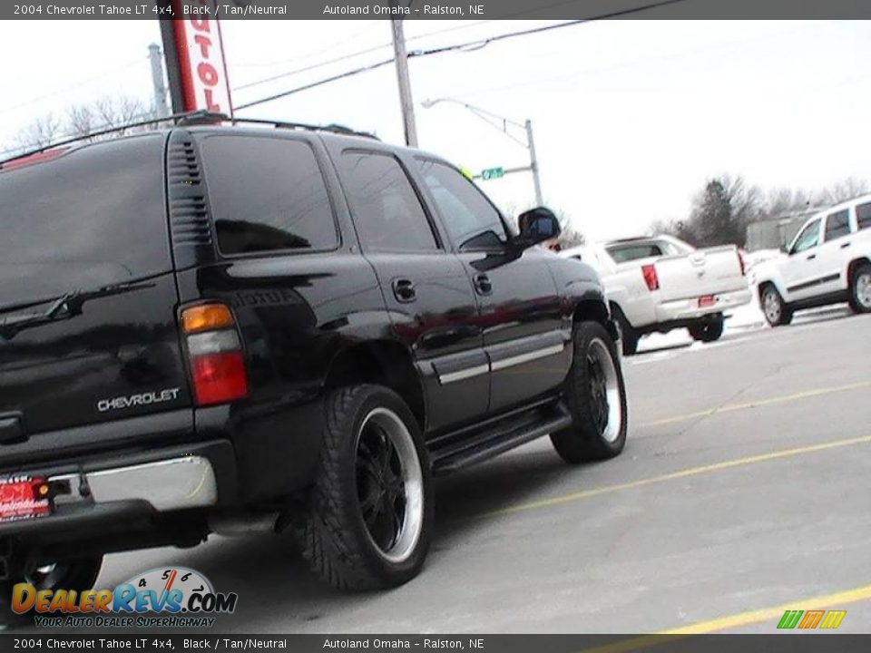 2004 Chevrolet Tahoe LT 4x4 Black / Tan/Neutral Photo #14