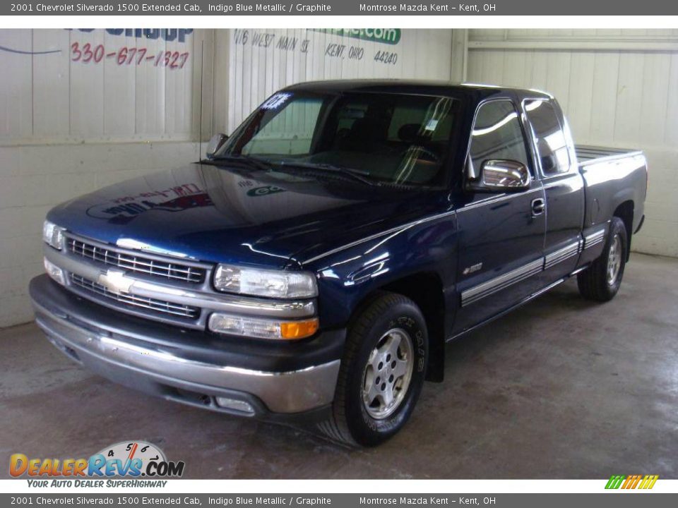 2001 Chevrolet Silverado 1500 Extended Cab Indigo Blue Metallic / Graphite Photo #3