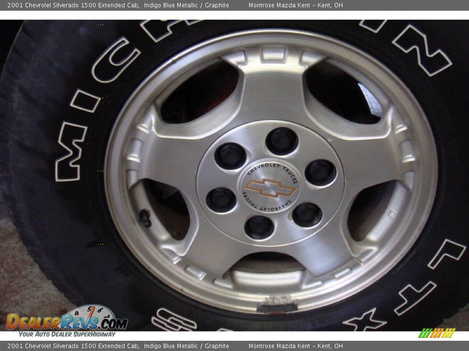 2001 Chevrolet Silverado 1500 Extended Cab Indigo Blue Metallic / Graphite Photo #23