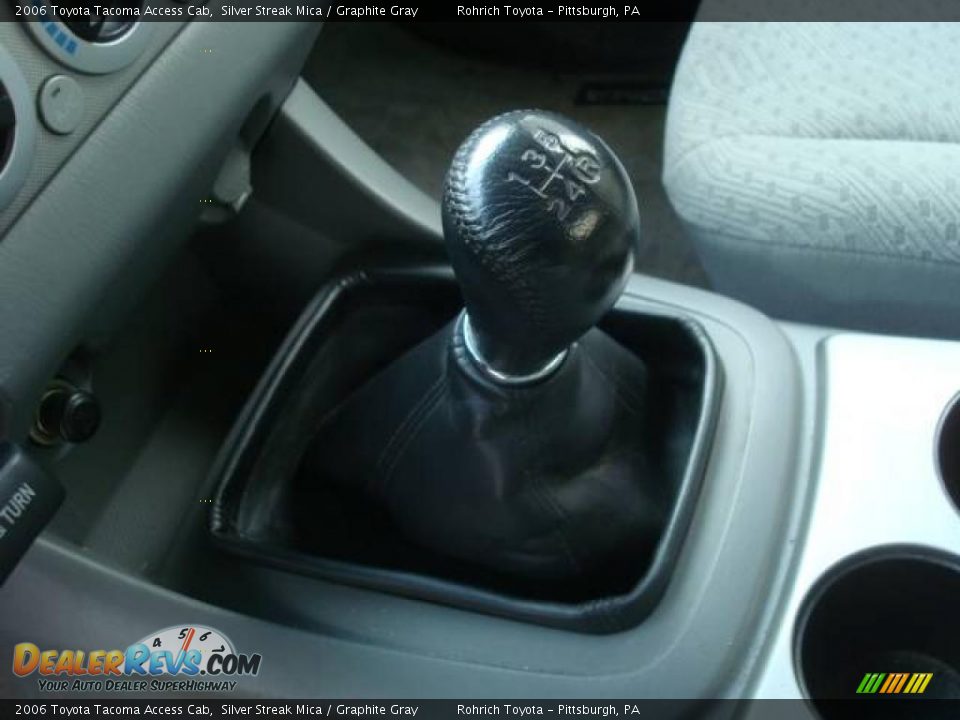 2006 Toyota Tacoma Access Cab Silver Streak Mica / Graphite Gray Photo #15
