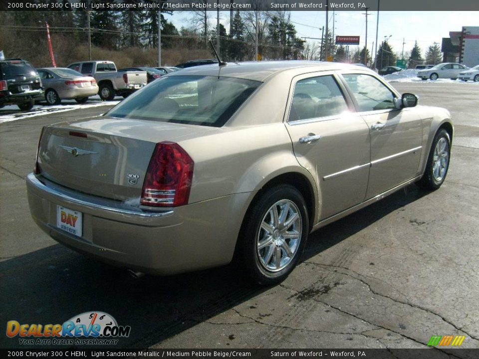 2008 Chrysler 300 C HEMI Light Sandstone Metallic / Medium Pebble Beige/Cream Photo #4