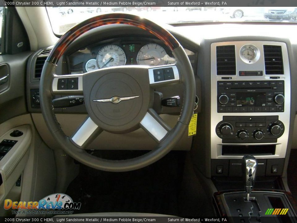 2008 Chrysler 300 C HEMI Light Sandstone Metallic / Medium Pebble Beige/Cream Photo #15