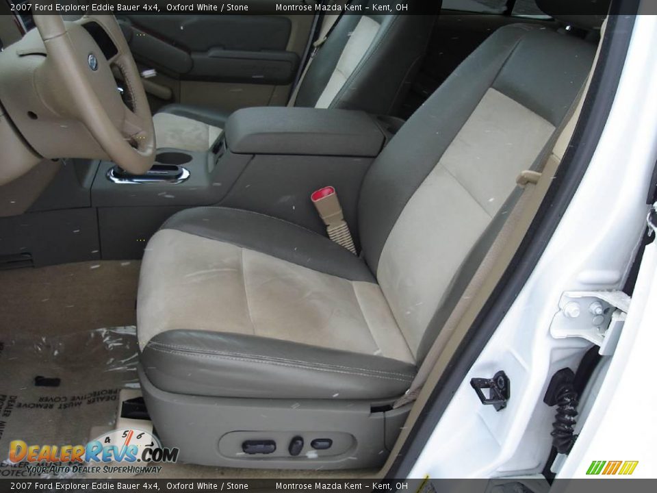 2007 Ford Explorer Eddie Bauer 4x4 Oxford White / Stone Photo #12