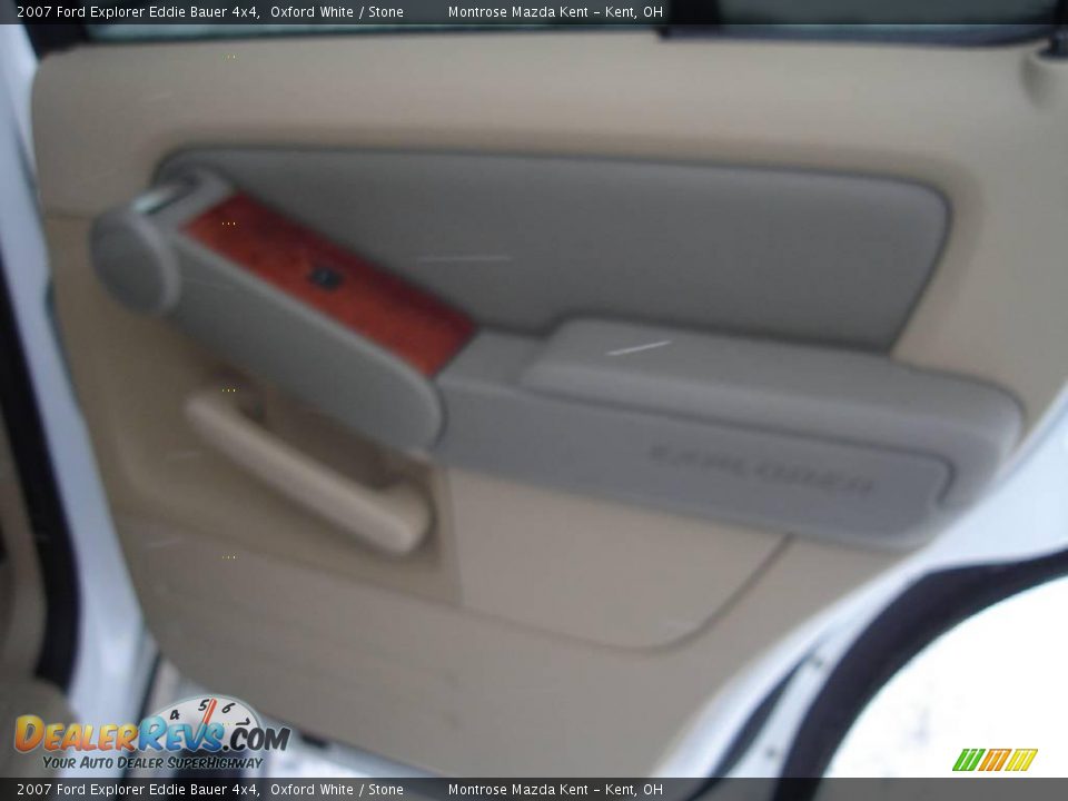 2007 Ford Explorer Eddie Bauer 4x4 Oxford White / Stone Photo #18