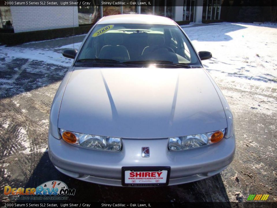 2000 Saturn S Series SL2 Sedan Light Silver / Gray Photo #2