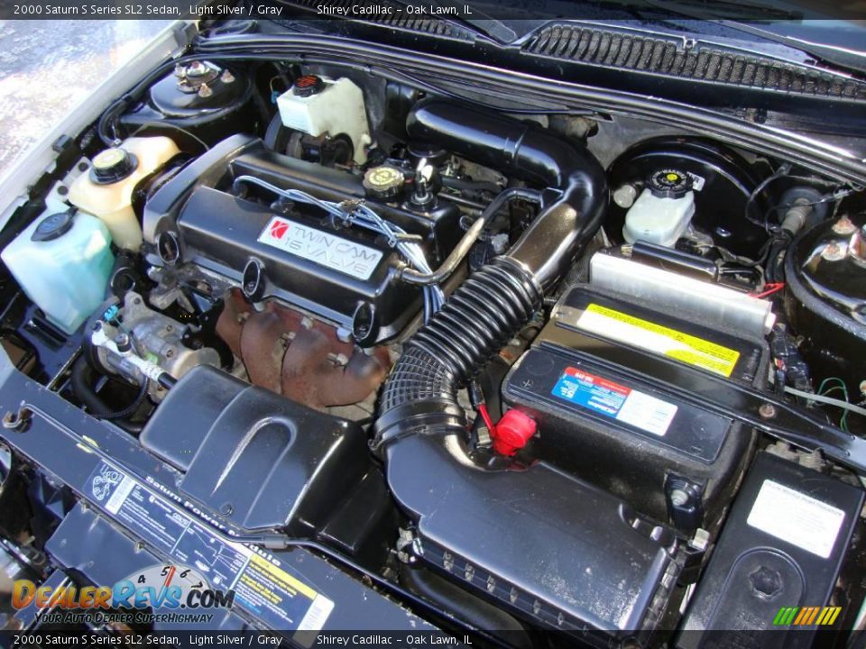 2000 Saturn S Series SL2 Sedan Light Silver / Gray Photo #13