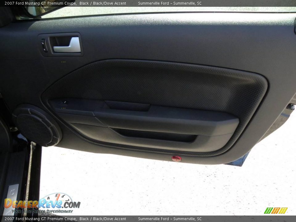 2007 Ford Mustang GT Premium Coupe Black / Black/Dove Accent Photo #8