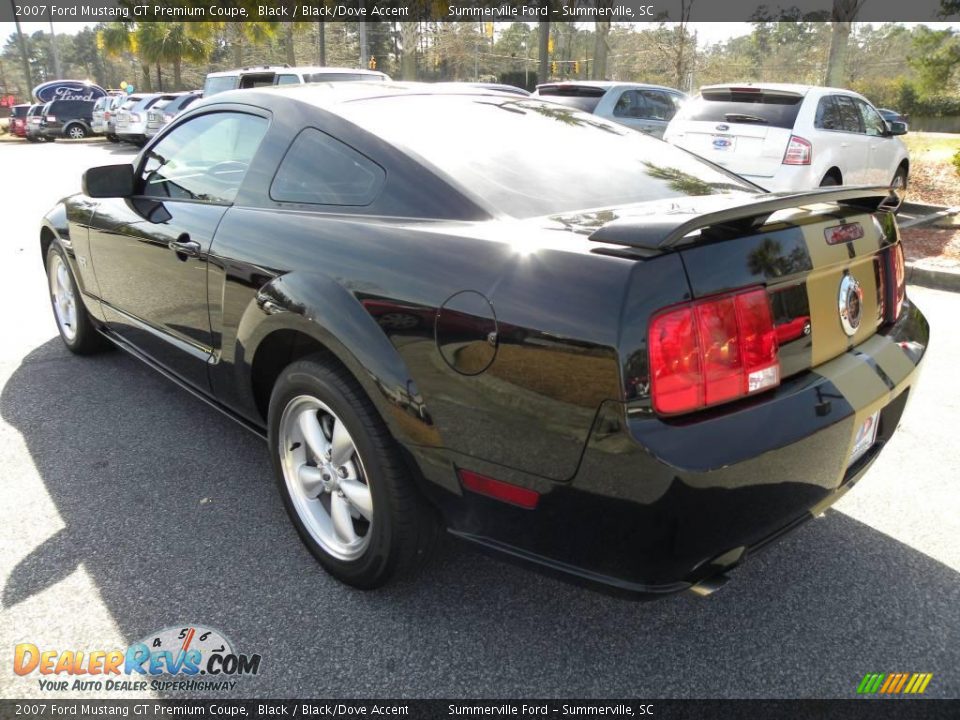 2007 Ford Mustang GT Premium Coupe Black / Black/Dove Accent Photo #13