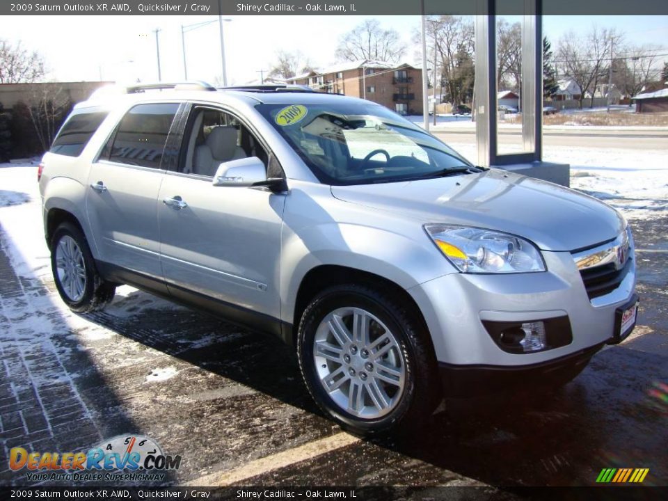 2009 Saturn Outlook XR AWD Quicksilver / Gray Photo #3