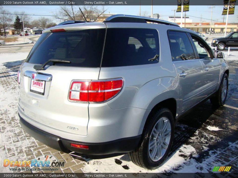 2009 Saturn Outlook XR AWD Quicksilver / Gray Photo #5