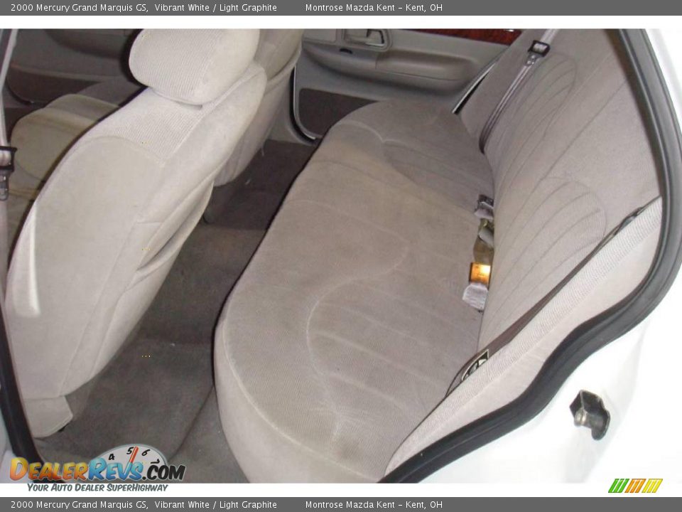 2000 Mercury Grand Marquis GS Vibrant White / Light Graphite Photo #14