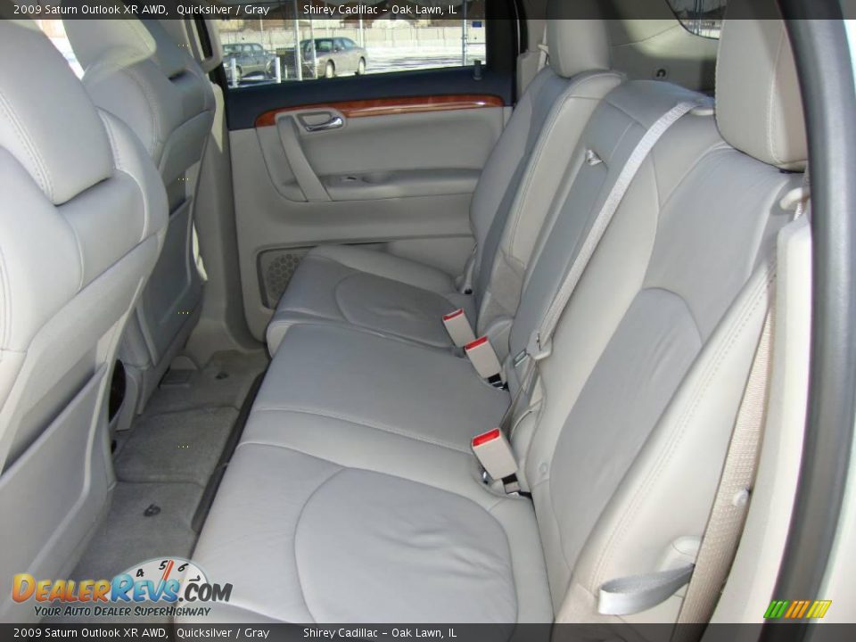 2009 Saturn Outlook XR AWD Quicksilver / Gray Photo #12