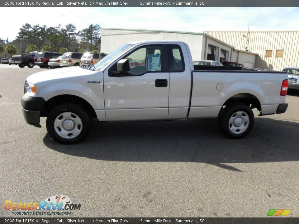 2008 Ford F150 XL Regular Cab Silver Metallic / Medium Flint Grey Photo #2