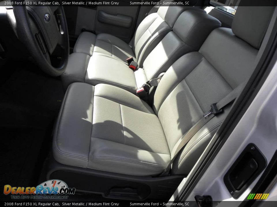 2008 Ford F150 XL Regular Cab Silver Metallic / Medium Flint Grey Photo #3