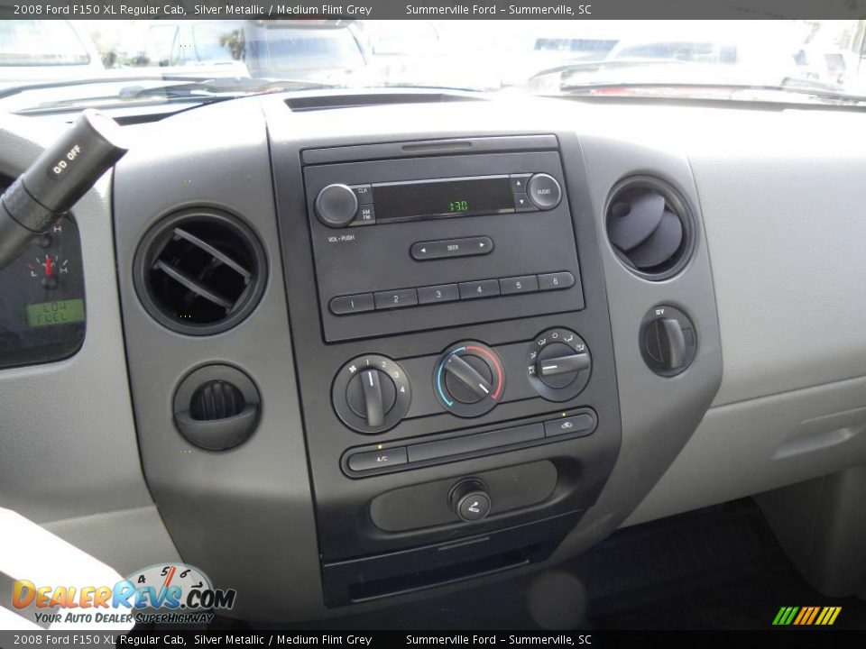 2008 Ford F150 XL Regular Cab Silver Metallic / Medium Flint Grey Photo #15