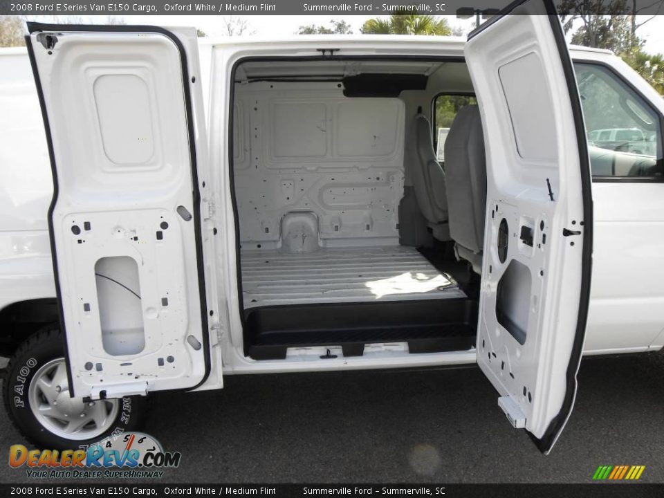 2008 Ford E Series Van E150 Cargo Oxford White / Medium Flint Photo #9