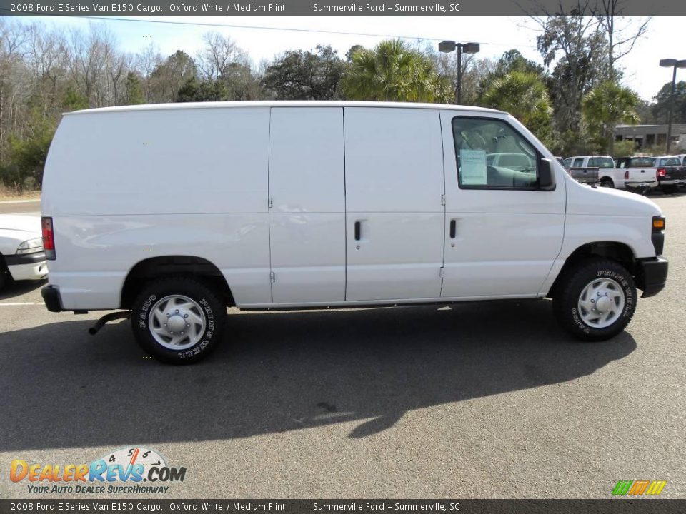 2008 Ford E Series Van E150 Cargo Oxford White / Medium Flint Photo #10