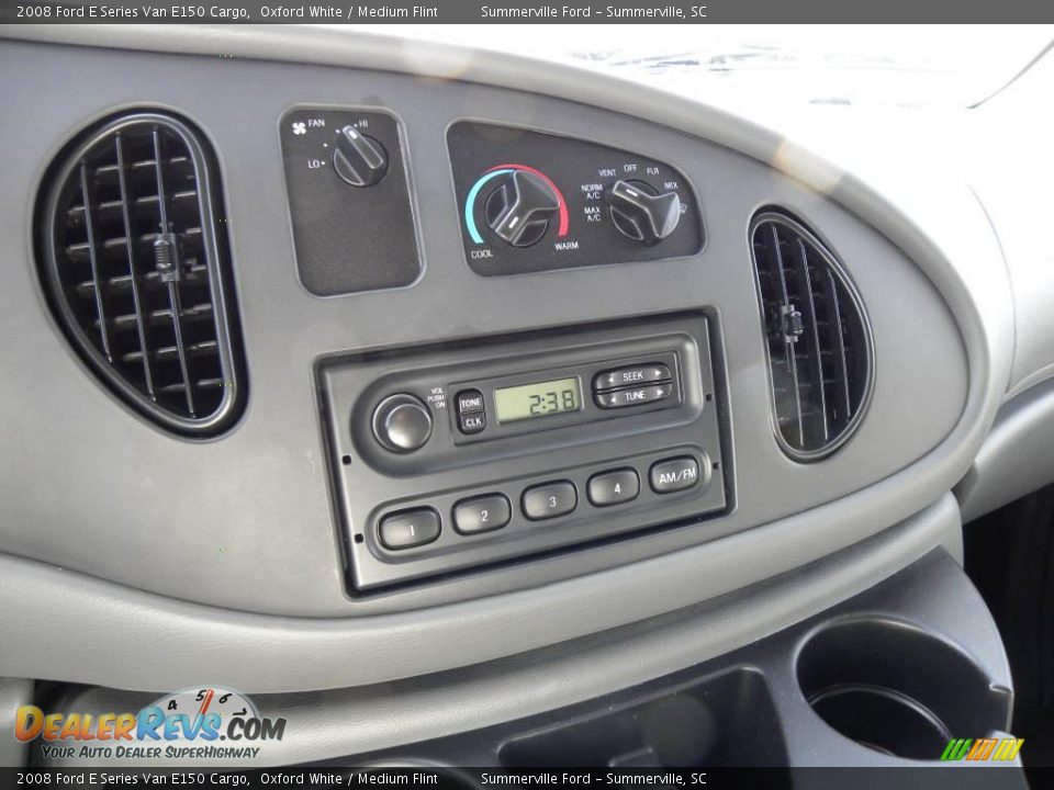 2008 Ford E Series Van E150 Cargo Oxford White / Medium Flint Photo #17
