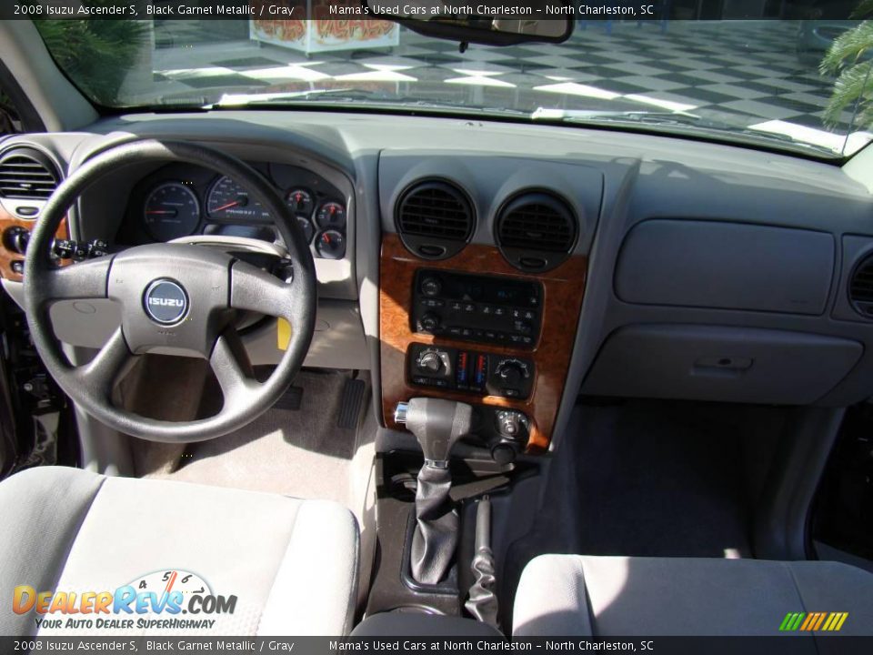 2008 Isuzu Ascender S Black Garnet Metallic / Gray Photo #17