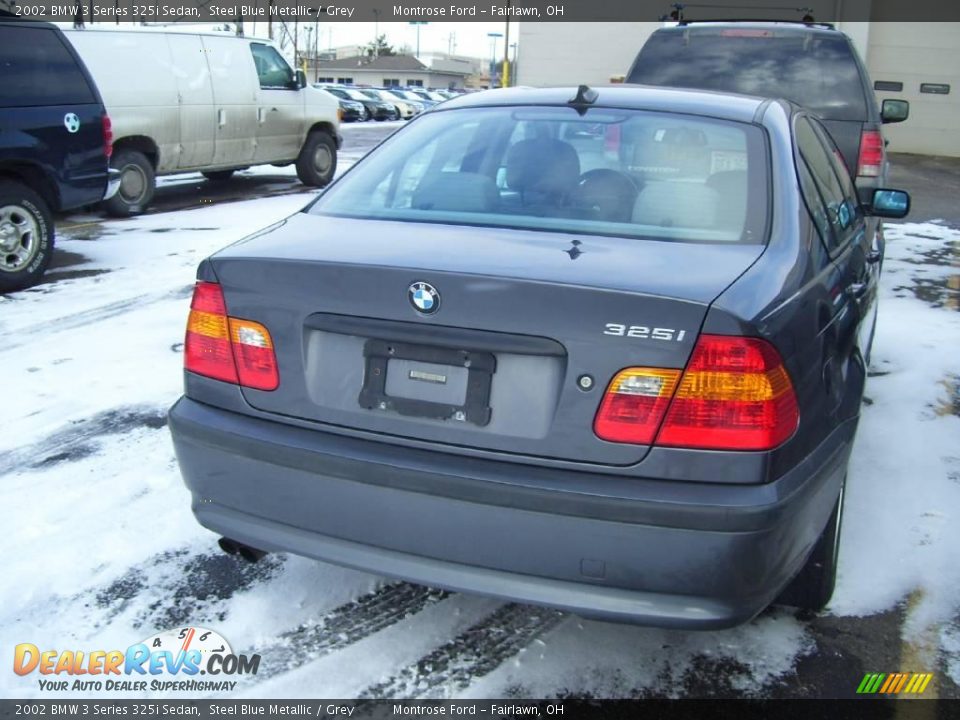 2002 BMW 3 Series 325i Sedan Steel Blue Metallic / Grey Photo #3
