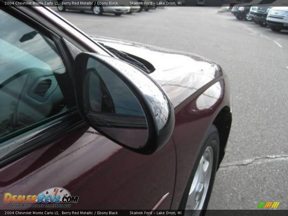2004 Chevrolet Monte Carlo LS Berry Red Metallic / Ebony Black Photo #11