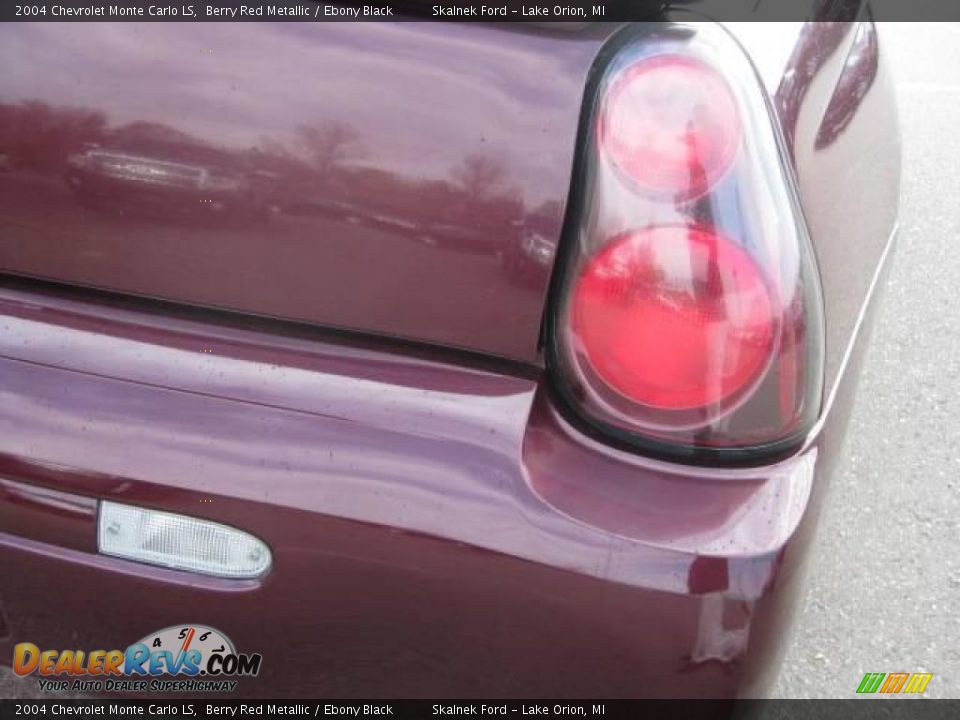 2004 Chevrolet Monte Carlo LS Berry Red Metallic / Ebony Black Photo #13