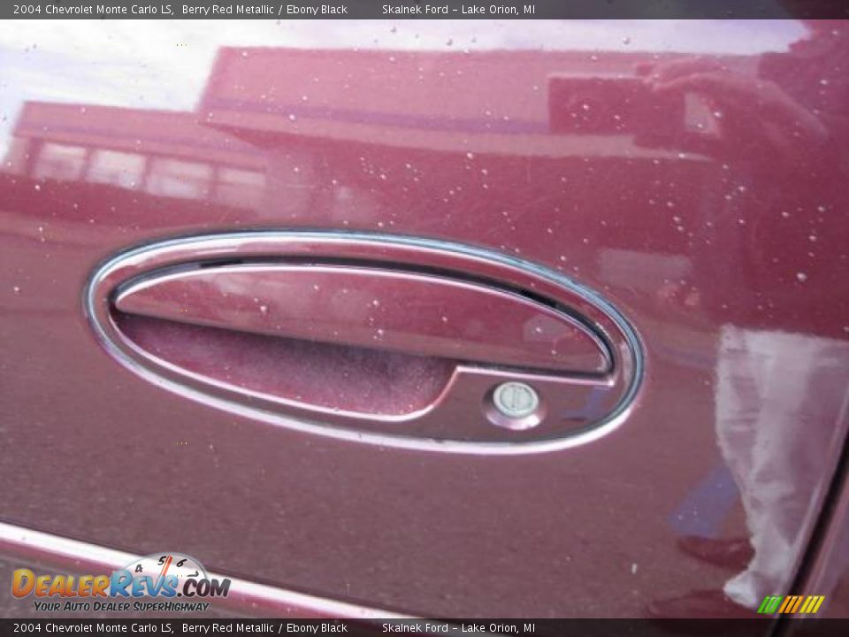 2004 Chevrolet Monte Carlo LS Berry Red Metallic / Ebony Black Photo #16