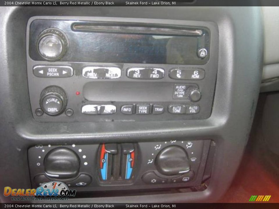 2004 Chevrolet Monte Carlo LS Berry Red Metallic / Ebony Black Photo #24