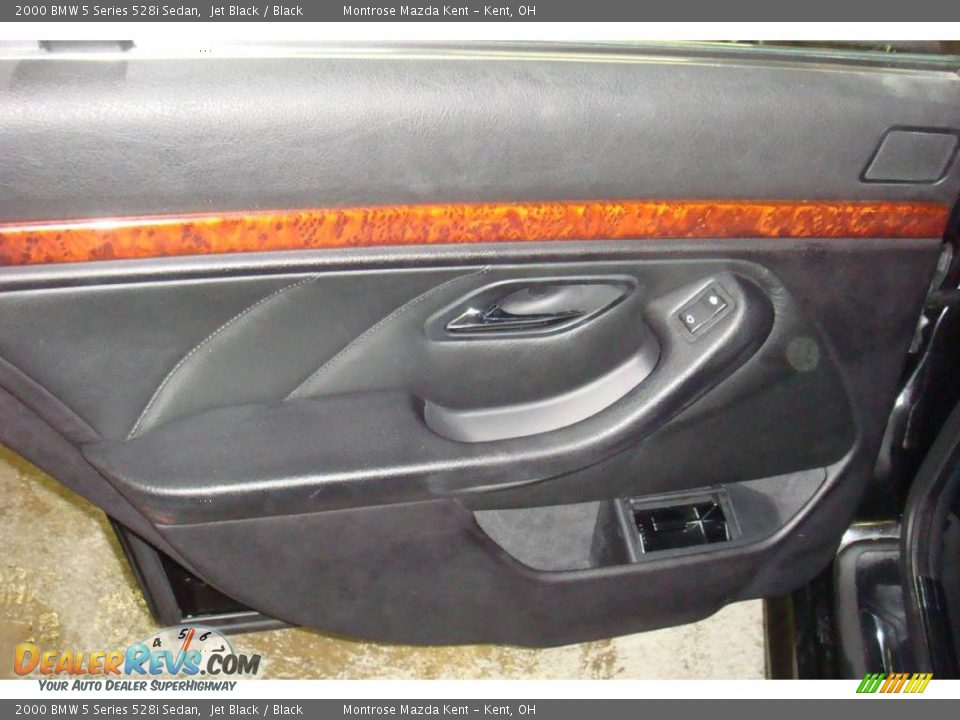 2000 BMW 5 Series 528i Sedan Jet Black / Black Photo #18