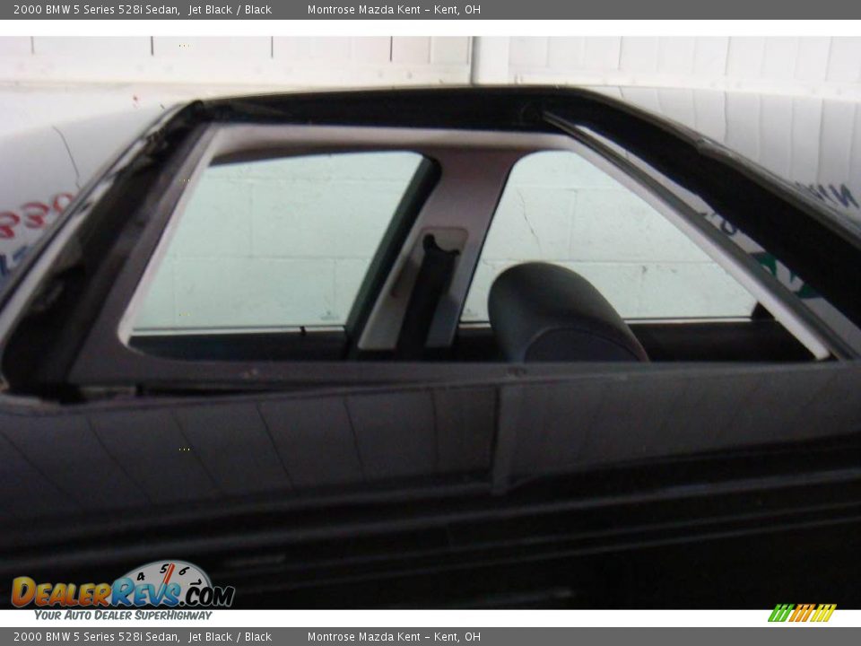 2000 BMW 5 Series 528i Sedan Jet Black / Black Photo #19