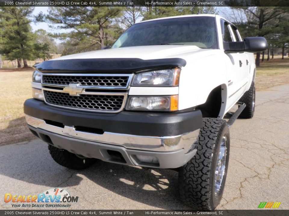 2005 Chevrolet Silverado 2500HD LS Crew Cab 4x4 Summit White / Tan Photo #1