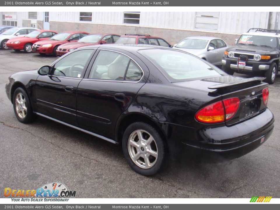 2001 Oldsmobile Alero GLS Sedan Onyx Black / Neutral Photo #4