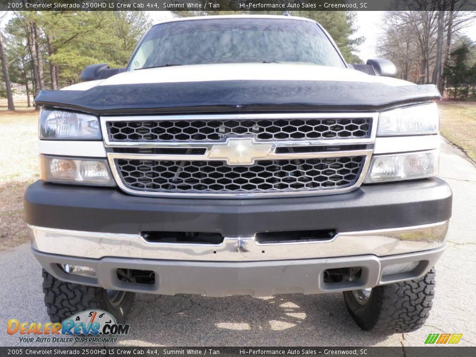 2005 Chevrolet Silverado 2500HD LS Crew Cab 4x4 Summit White / Tan Photo #12