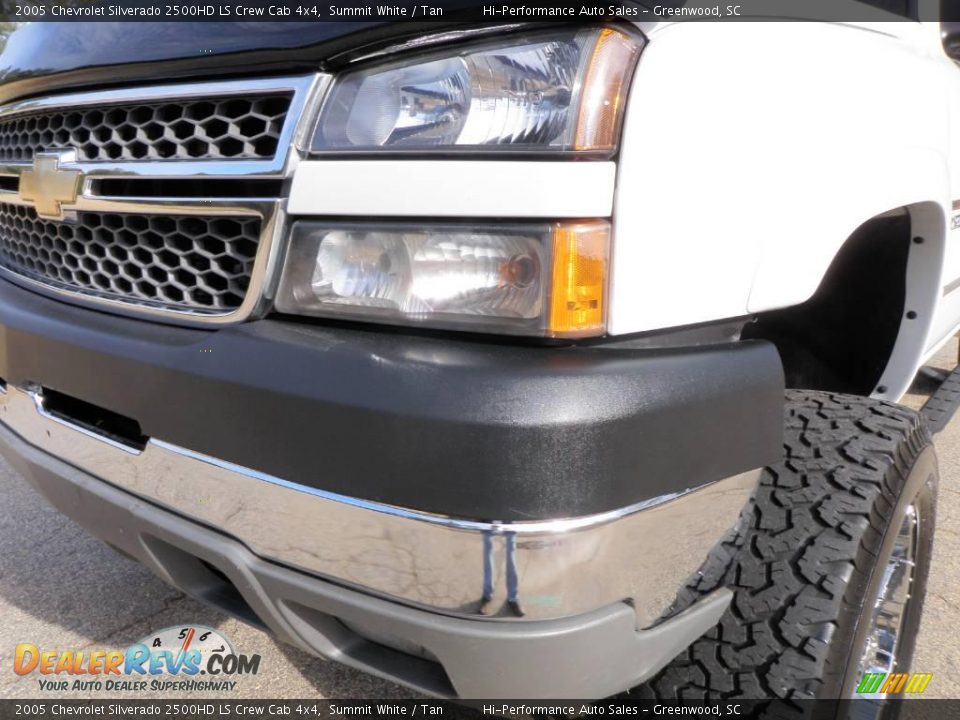2005 Chevrolet Silverado 2500HD LS Crew Cab 4x4 Summit White / Tan Photo #13
