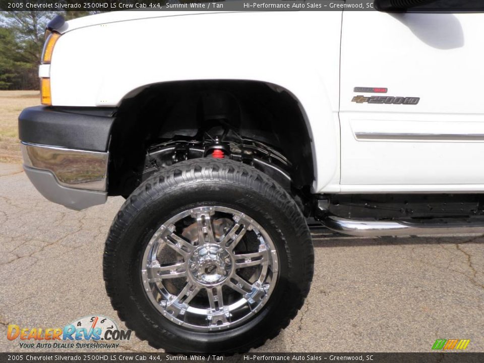 2005 Chevrolet Silverado 2500HD LS Crew Cab 4x4 Summit White / Tan Photo #20