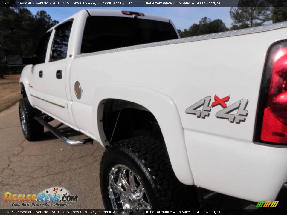 2005 Chevrolet Silverado 2500HD LS Crew Cab 4x4 Summit White / Tan Photo #21