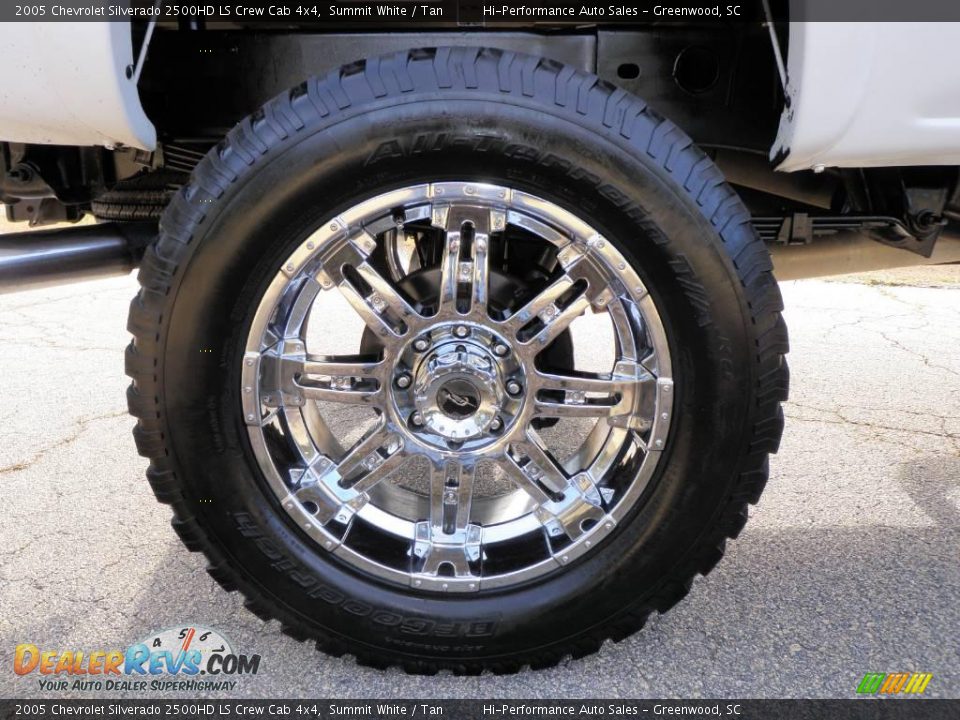 2005 Chevrolet Silverado 2500HD LS Crew Cab 4x4 Summit White / Tan Photo #27